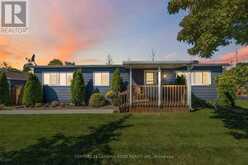 10 HUMMINGBIRD CIRCLE | Georgina Ontario | Slide Image One