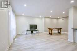 33B CUNDLES ROAD E | Barrie Ontario | Slide Image Thirteen