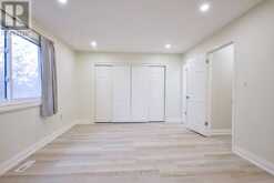 33B CUNDLES ROAD E | Barrie Ontario | Slide Image Thirty