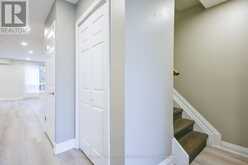 33B CUNDLES ROAD E | Barrie Ontario | Slide Image Four