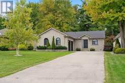 53 HAWTREY ROAD N | Delhi Ontario | Slide Image Three