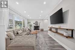 150 COACH HILL DRIVE | Kitchener Ontario | Slide Image Eight