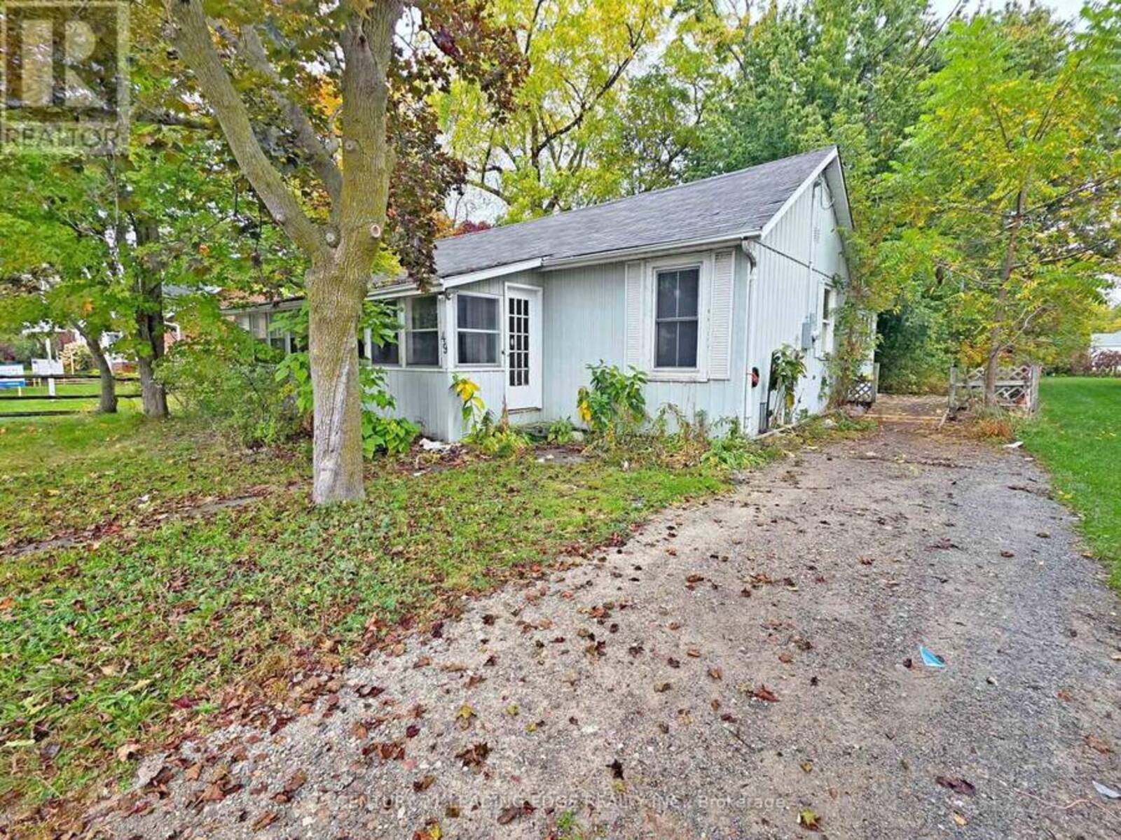 49 HIGH STREET, Georgina, Ontario L0E 1R0