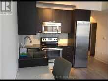 409 - 88 SHEPPARD AVENUE E | Toronto Ontario | Slide Image Five