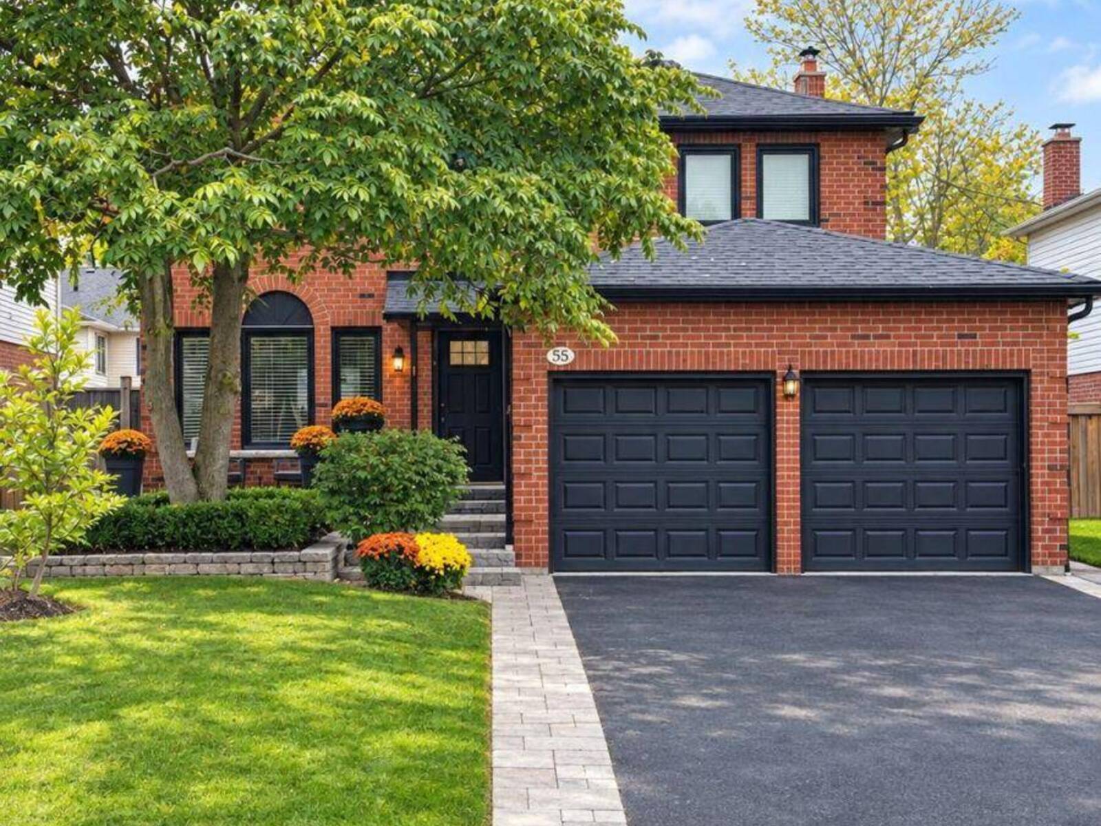 55 BENTONWOOD CRESCENT, Whitby, Ontario L1R 1K7
