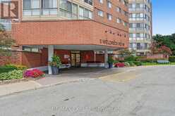 605 - 5 WELDRICK ROAD W | Richmond Hill Ontario | Slide Image Two