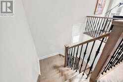 32 CYPRUS GLEN | East Gwillimbury Ontario | Slide Image Seventeen