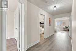 32 CYPRUS GLEN | East Gwillimbury Ontario | Slide Image Nineteen