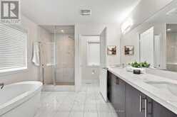 32 CYPRUS GLEN | East Gwillimbury Ontario | Slide Image Thirty