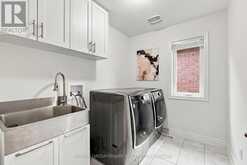 32 CYPRUS GLEN | East Gwillimbury Ontario | Slide Image Thirty-three