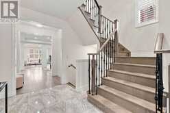 32 CYPRUS GLEN | East Gwillimbury Ontario | Slide Image Four