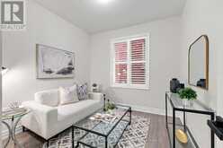 32 CYPRUS GLEN | East Gwillimbury Ontario | Slide Image Eight