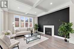 32 CYPRUS GLEN | East Gwillimbury Ontario | Slide Image Nine