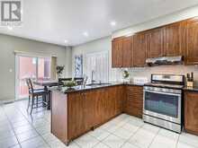 172 PEFFERLAW CIRCLE | Brampton Ontario | Slide Image Nine