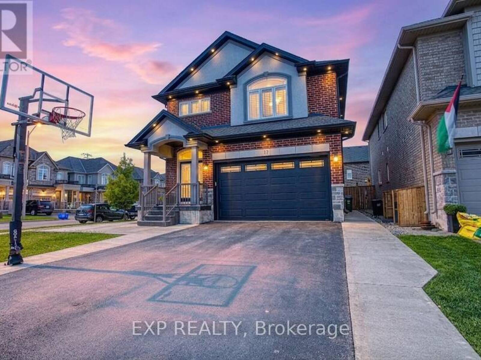 17 NARBONNE CRESCENT, Hamilton, Ontario L8J 0J7