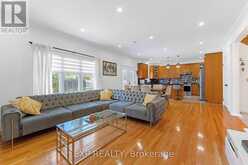 577 WATERTON DRIVE | Waterloo Ontario | Slide Image Twelve