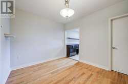 19 ROBINSON AVENUE | Toronto Ontario | Slide Image Nineteen