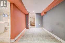 19 ROBINSON AVENUE | Toronto Ontario | Slide Image Thirty-eight