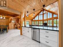 20 HARRISON ISLAND | Pointe au Baril Ontario | Slide Image Twenty-eight