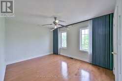 11 CANDLELIGHT DRIVE | Richmond Hill Ontario | Slide Image Thirteen