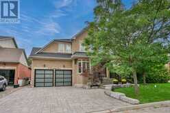11 CANDLELIGHT DRIVE | Richmond Hill Ontario | Slide Image One