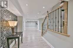 11 CANDLELIGHT DRIVE | Richmond Hill Ontario | Slide Image Twenty-two