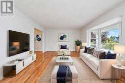 24 SMITH DRIVE | Uxbridge Ontario | Slide Image Four