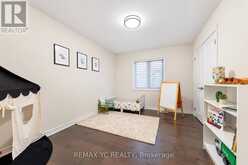126 DURHAM AVENUE | Barrie Ontario | Slide Image Twenty-eight
