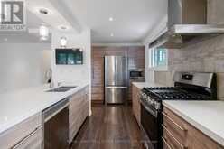 1254 NAPIER CRESCENT | Oakville Ontario | Slide Image Eight