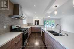 1254 NAPIER CRESCENT | Oakville Ontario | Slide Image Nine