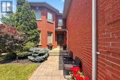 1839 FELLEN PLACE | Mississauga Ontario | Slide Image Three