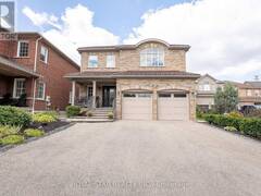 6782 KAZOO COURT Mississauga Ontario, L5W 1T4