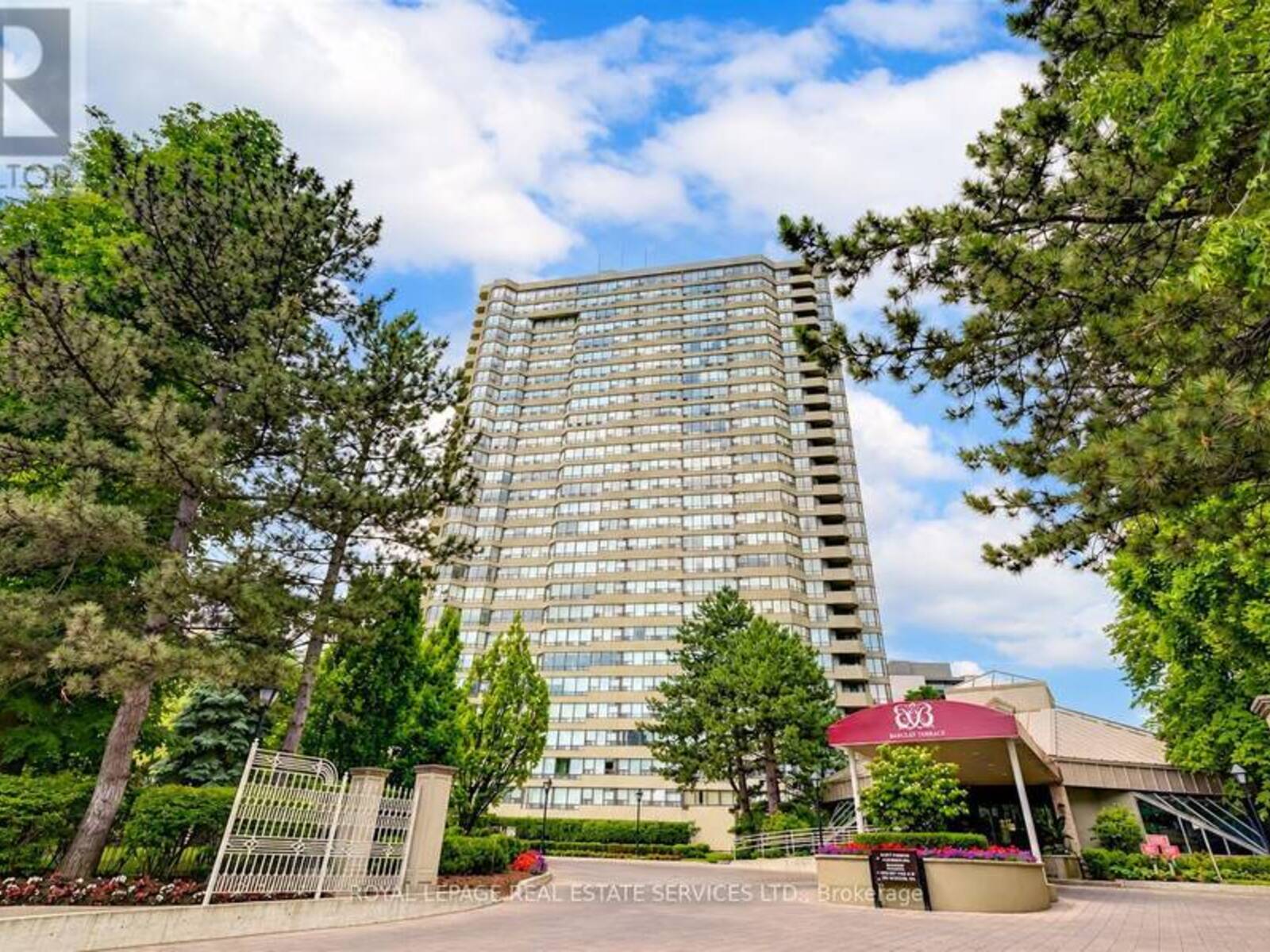 2206 - 1320 ISLINGTON AVENUE, Toronto, Ontario M9A 5C6