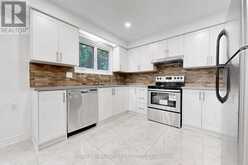 22 PINING ROAD | Markham Ontario | Slide Image Nine