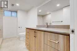 22 PINING ROAD | Markham Ontario | Slide Image Thirty-one