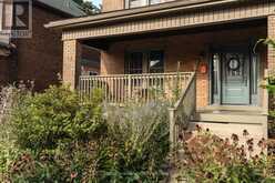 14 PROSPECT STREET S | Hamilton Ontario | Slide Image Three