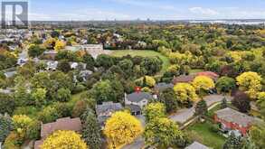42 DAWNRIDGE TRAIL | Brampton Ontario | Slide Image Seven