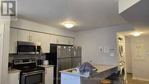 10 - 242 PENETANGUISHENE ROAD | Barrie Ontario | Slide Image Ten