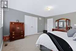 2254 DUNFOREST CRESCENT | Oakville Ontario | Slide Image Thirty