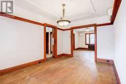134 HARVIE AVENUE | Toronto Ontario | Slide Image Twelve