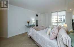216 - 215 THE DONWAY WEST W | Toronto Ontario | Slide Image Nineteen