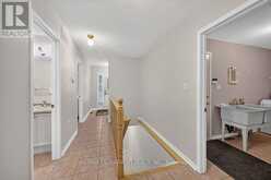 166 TOBY CRESCENT | Hamilton Ontario | Slide Image Three