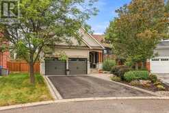 12 COASTVIEW COURT | Whitby Ontario | Slide Image One