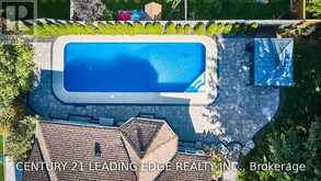 12 COASTVIEW COURT | Whitby Ontario | Slide Image Forty