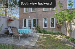 70 - 190 HARDING BOULEVARD W | Richmond Hill Ontario | Slide Image Thirty