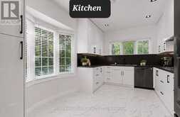 70 - 190 HARDING BOULEVARD W | Richmond Hill Ontario | Slide Image Six
