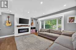 56 BRIAR ROAD | Barrie Ontario | Slide Image Four