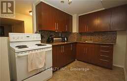 245 WINDSOR STREET | Oshawa Ontario | Slide Image Fourteen