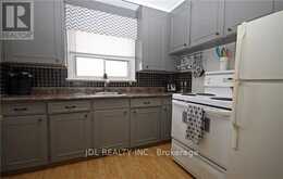 245 WINDSOR STREET | Oshawa Ontario | Slide Image Six