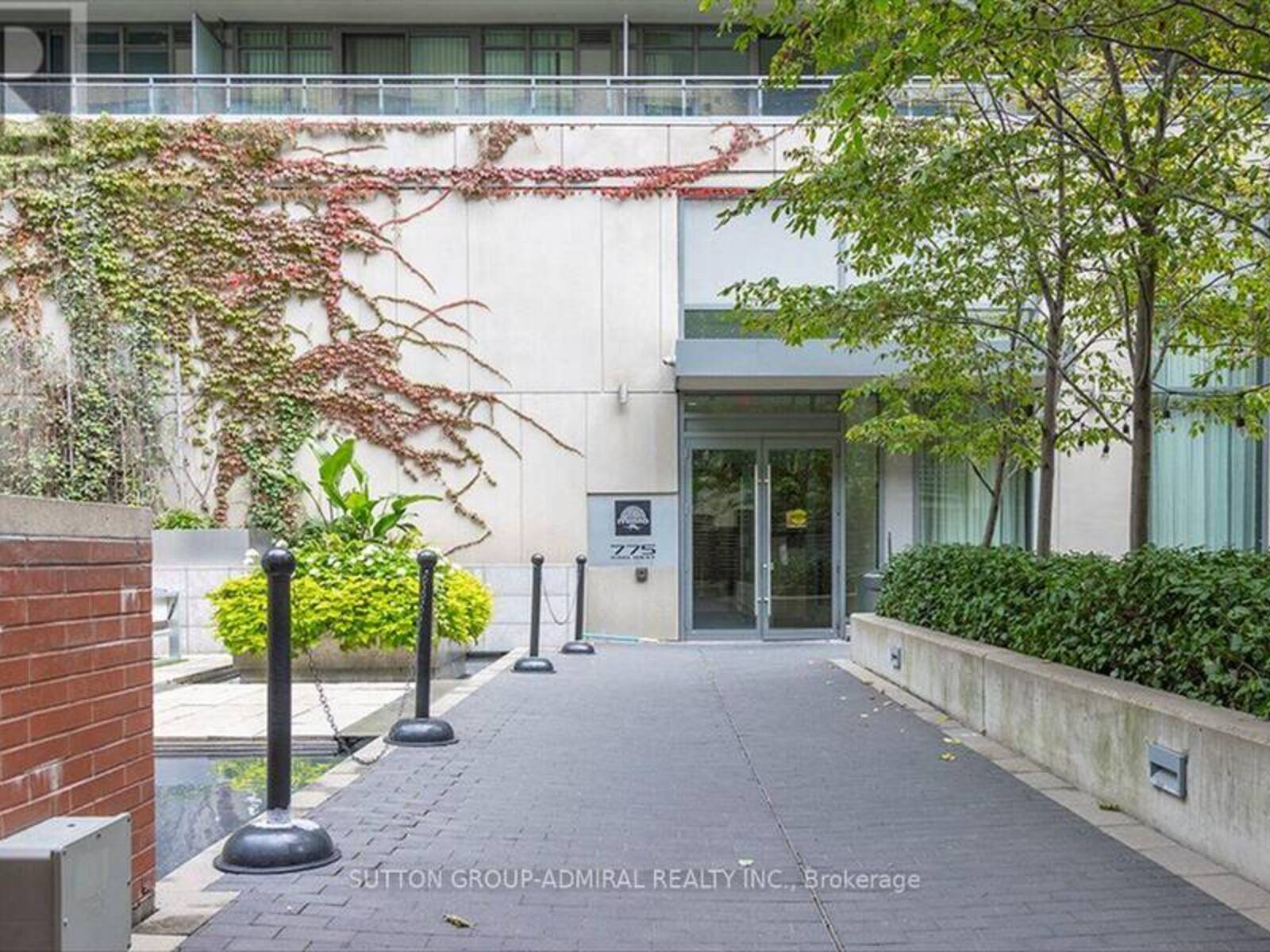 221 - 775 KING STREET W, Toronto, Ontario M5V 2K3